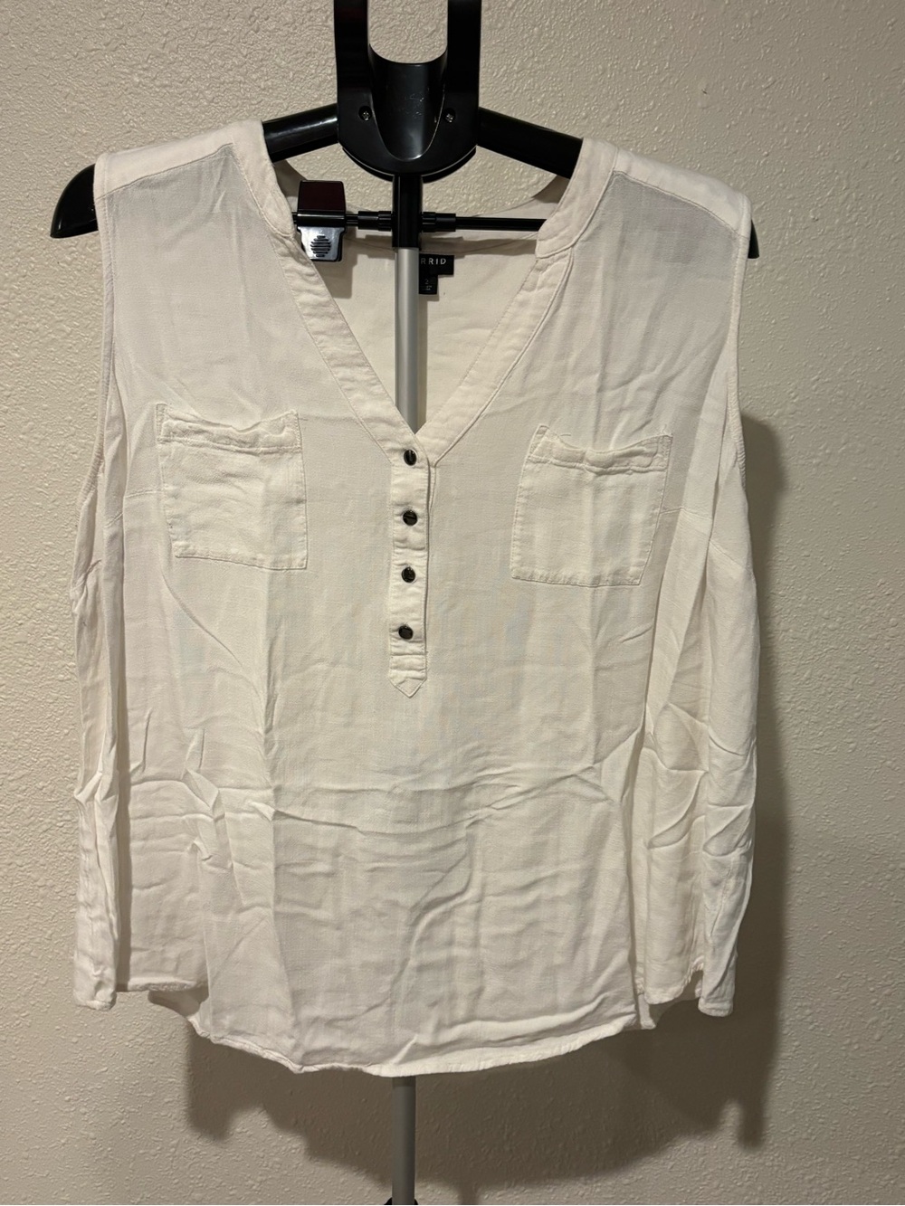 torrid White Button-Placket V-Neck Tunic